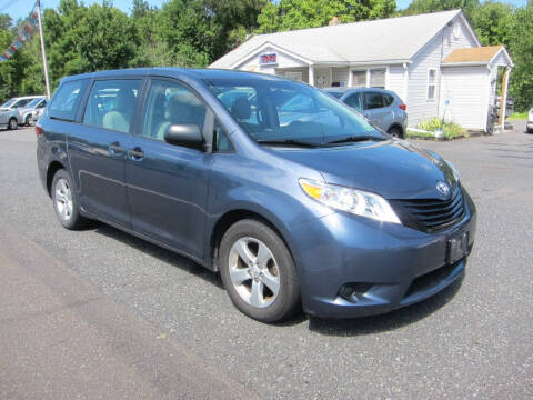 2015 Toyota Sienna for sale at K & R Auto Sales,Inc in Quakertown PA