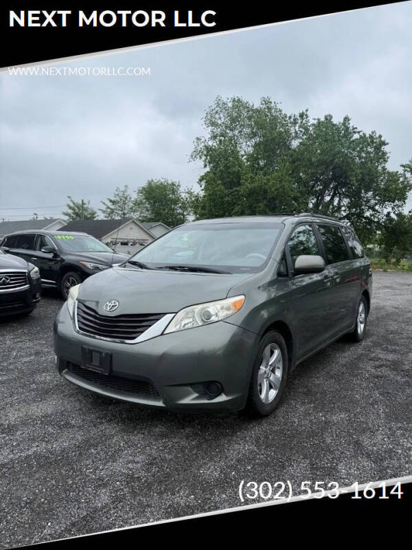 2014 Toyota Sienna LE 8-Passenger