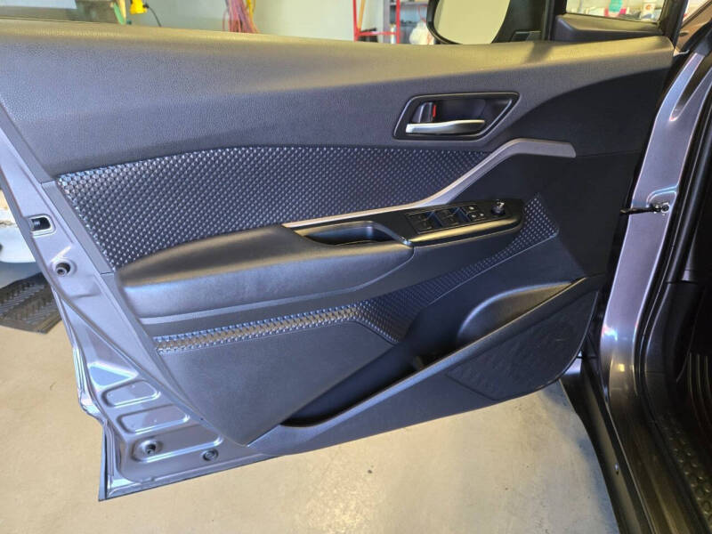 2021 Toyota C-HR XLE