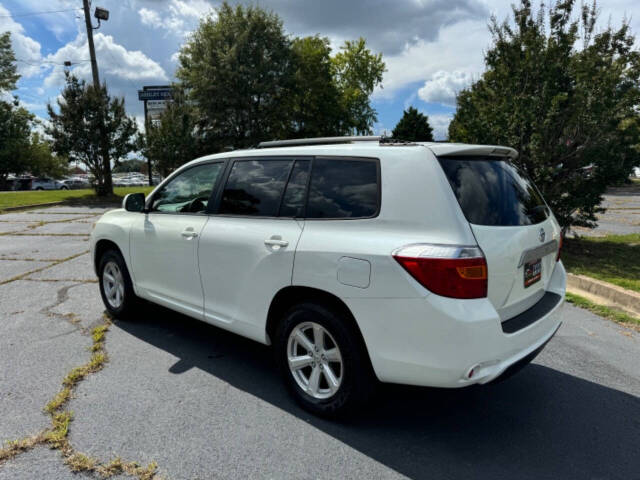 2009 Toyota Highlander for sale at Aragon Trucks & Auto Sales LLC in Gainesville, GA