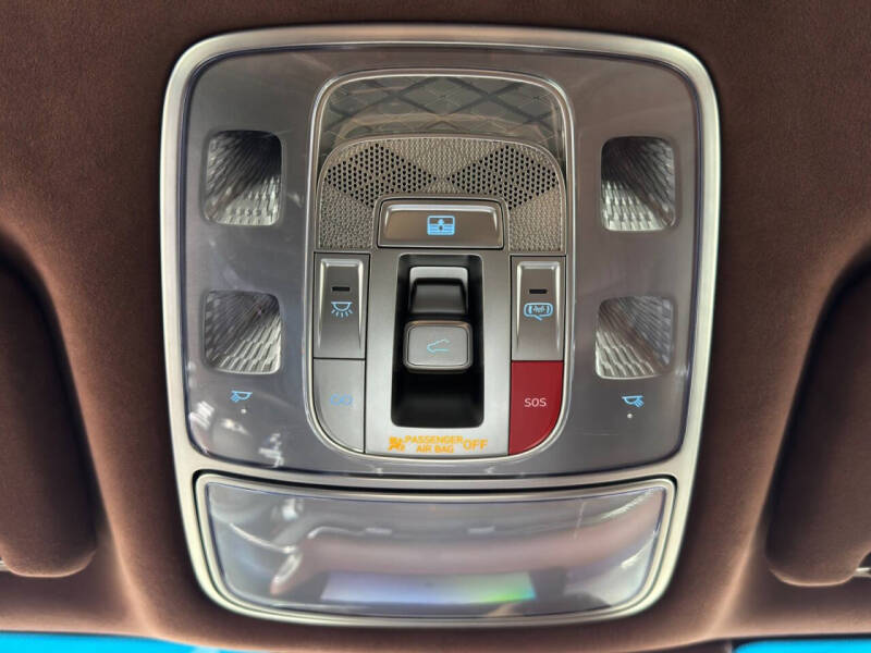 2024 Genesis G90 3.5T e-Supercharger