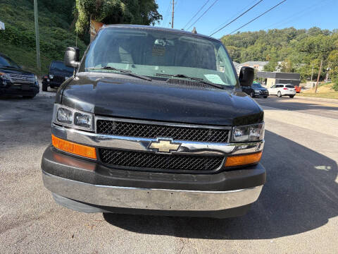 2017 Chevrolet Express 2500