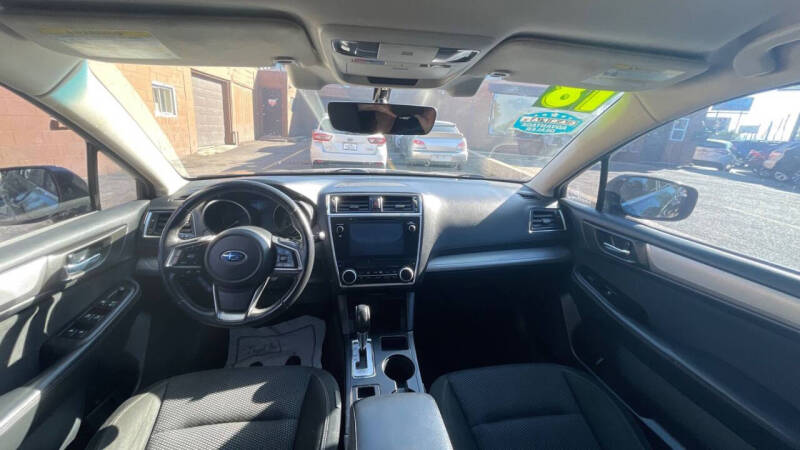 2018 Subaru Outback 2.5i Premium