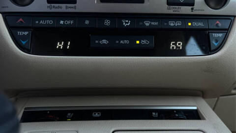 2013 Lexus ES 300h