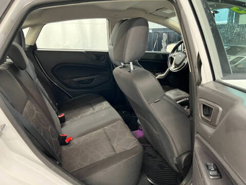 2011 Ford Fiesta SEL