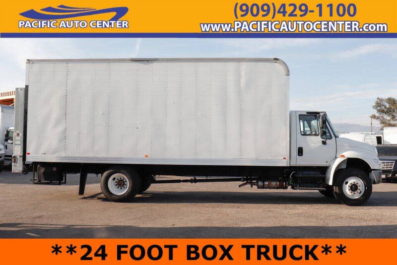 2019 International DuraStar 4300
