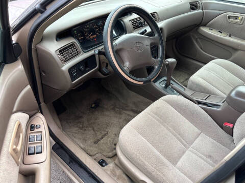 2001 Toyota Camry LE