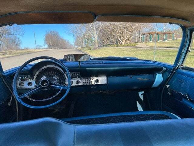 1960 Chrysler Windsor 29
