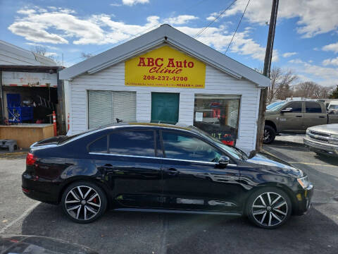 2012 Volkswagen Jetta for sale at ABC AUTO CLINIC CHUBBUCK in Chubbuck ID