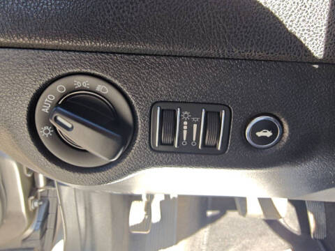2011 Dodge Charger SE