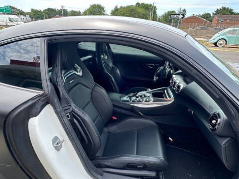 2017 Mercedes-Benz AMG GT