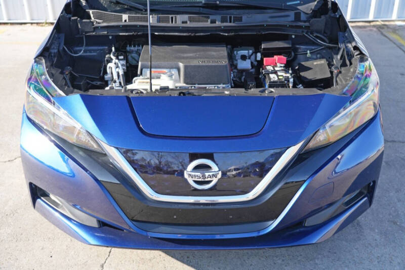 2021 Nissan LEAF SV