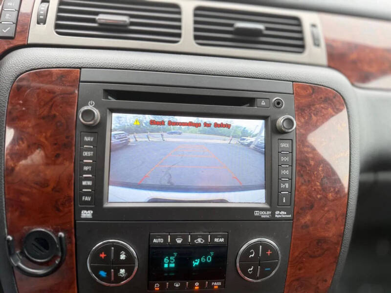 2014 Chevrolet Suburban LTZ