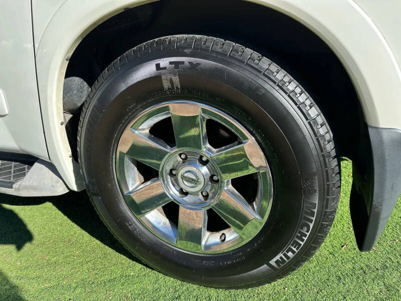 2012 Nissan Armada Platinum