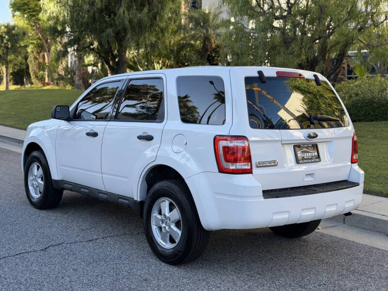 2011 Ford Escape XLS