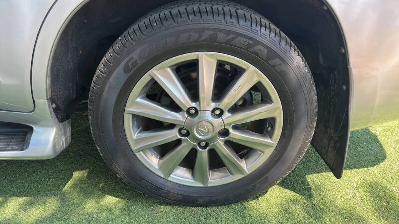 2011 Lexus LX 570