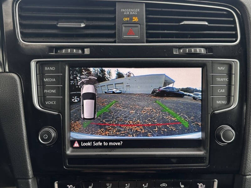 2017 Volkswagen Golf R 4Motion