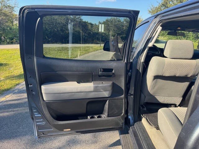 2010 Toyota Tundra Grade