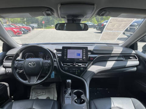 2023 Toyota Camry SE