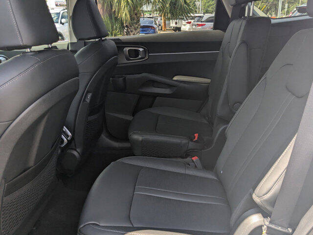 2025 Kia Sorento Hybrid EX