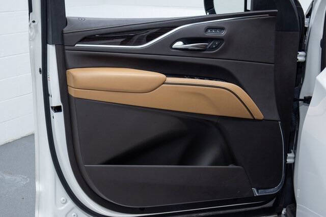 2022 Cadillac Escalade Premium Luxury