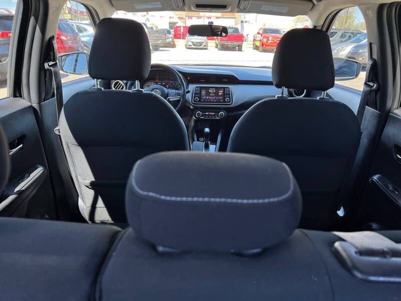 2019 Nissan Kicks SV
