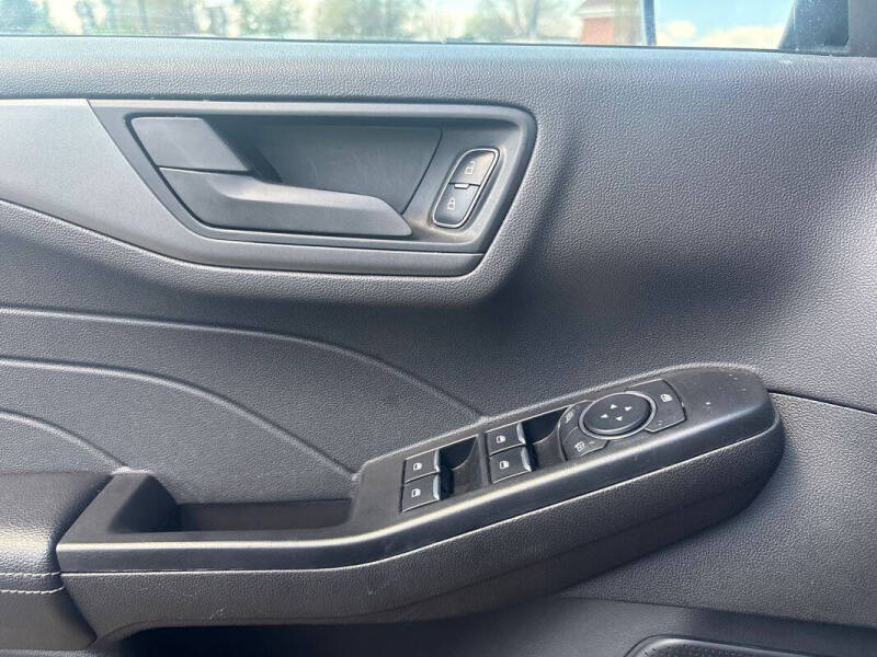 2025 Ford Escape Active