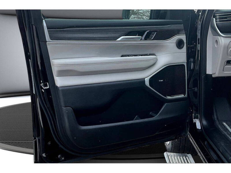 2024 Jeep Wagoneer Series III