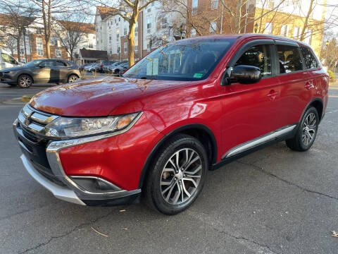 2018 Mitsubishi Outlander LE
