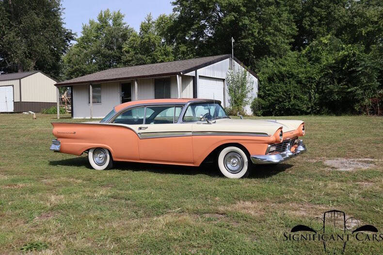 1957 Ford Fairlane