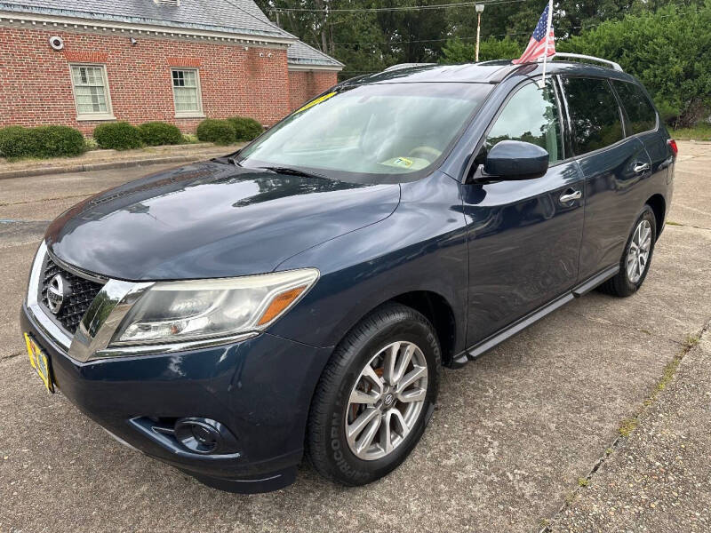 2013 Nissan Pathfinder for sale at Hilton Motors Inc. in Newport News VA