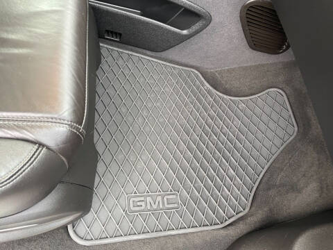 2016 GMC Acadia Denali