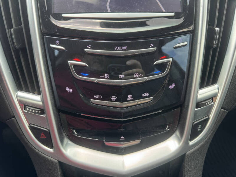 2016 Cadillac SRX Performance Collection