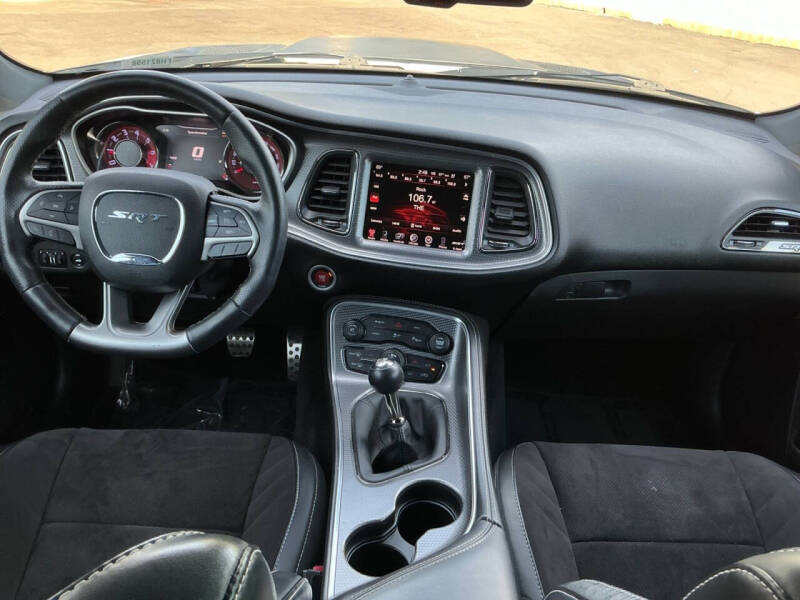 2015 Dodge Challenger SRT Hellcat