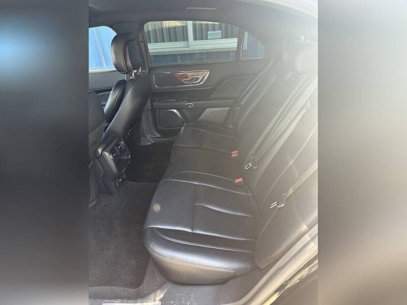 2019 Lincoln Continental Livery