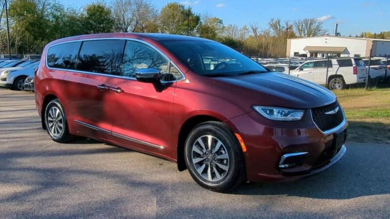 2023 Chrysler Pacifica Plug-In Hybrid Limited