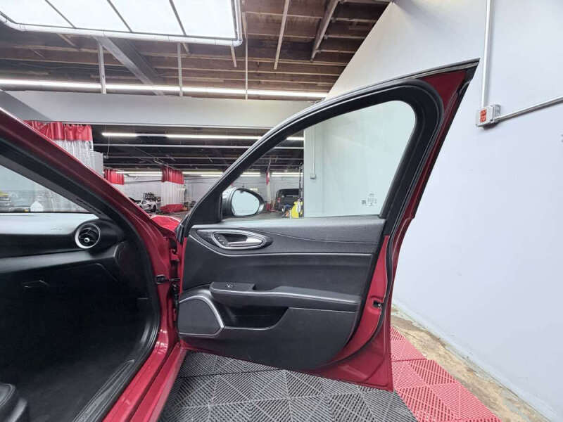 2020 Alfa Romeo Giulia