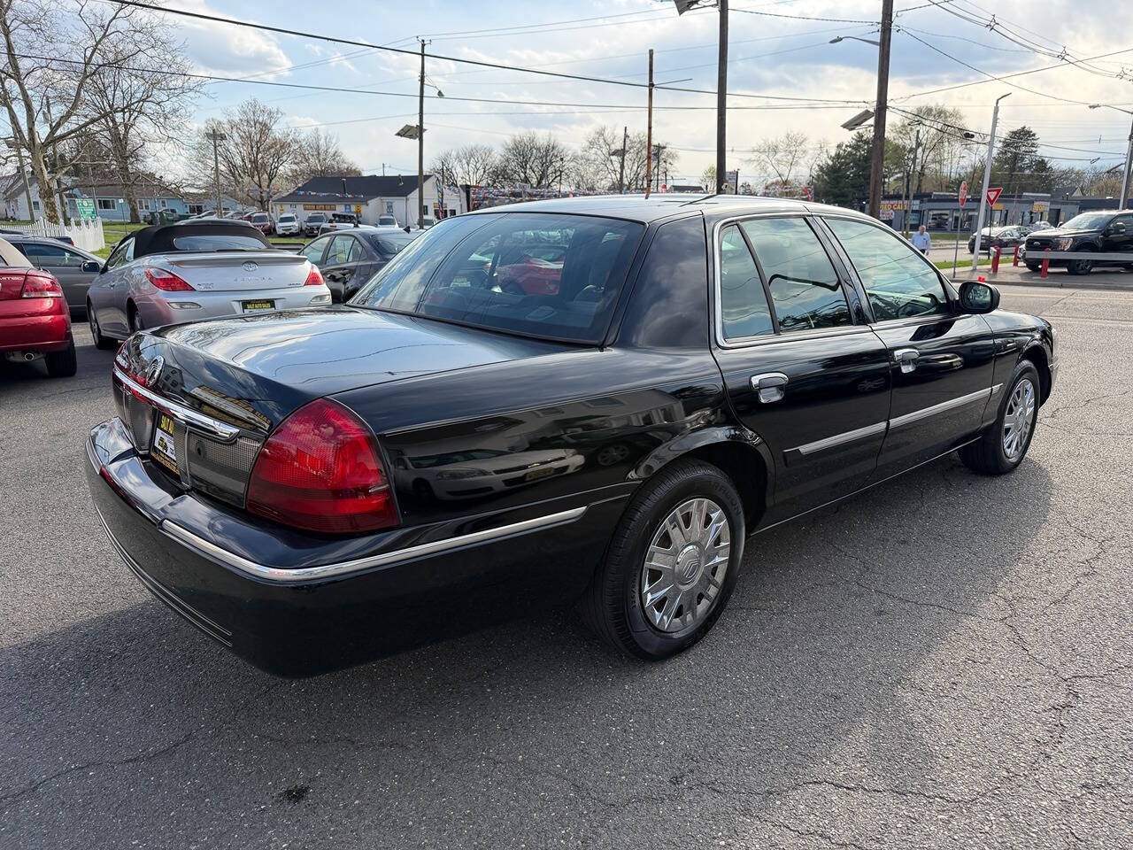 2008 Mercury Grand Marquis 23