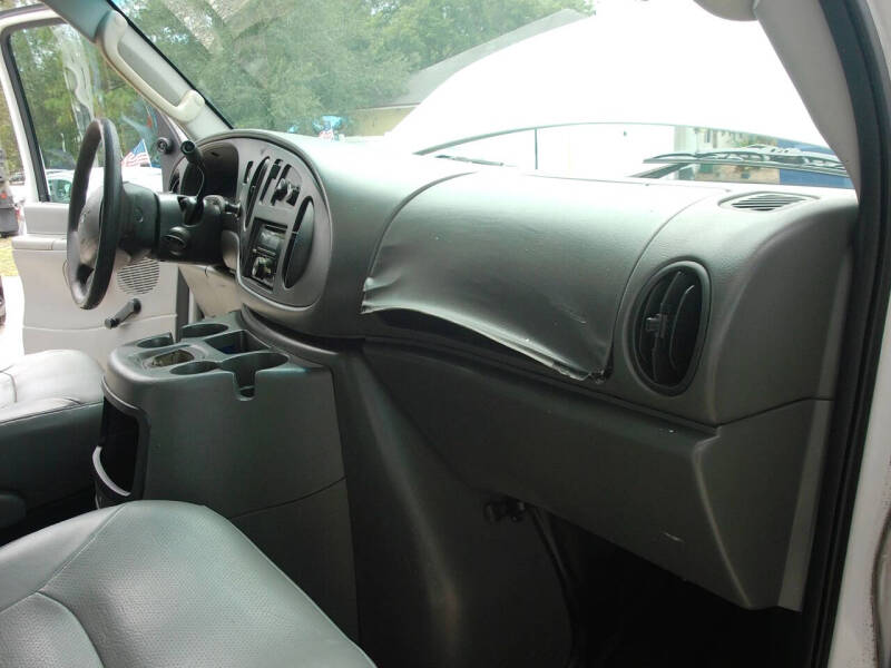 2003 Ford E-Series E-250