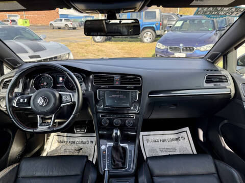 2017 Volkswagen Golf GTI SE