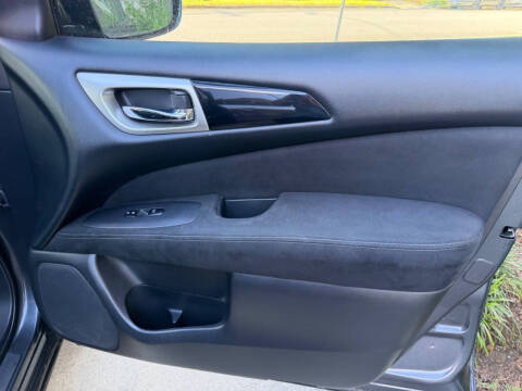 2014 Nissan Pathfinder S