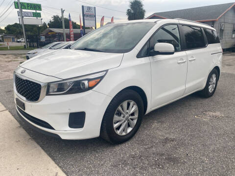 2017 Kia Sedona for sale at AUTOBAHN MOTORSPORTS INC in Orlando FL