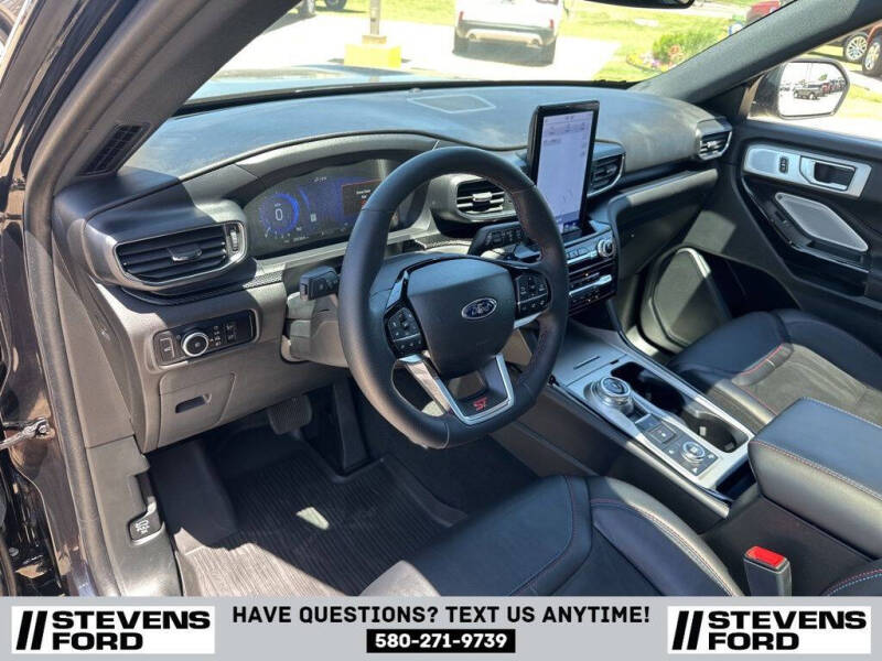 2023 Ford Explorer ST