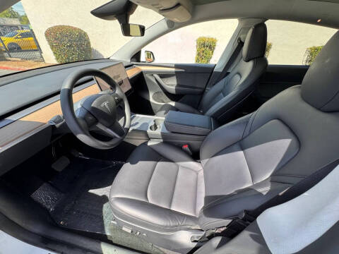 2024 Tesla Model Y Long Range
