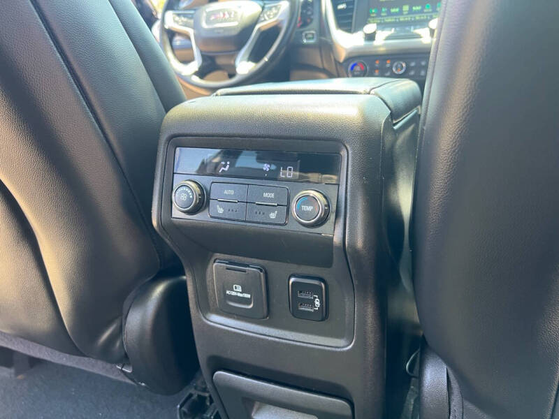 2017 GMC Acadia SLT-2