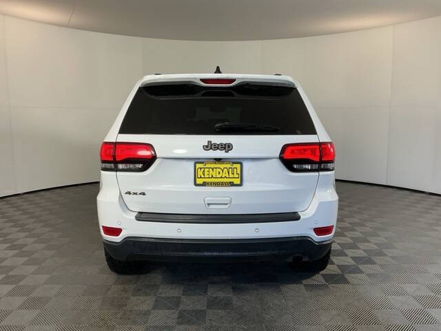 2017 Jeep Grand Cherokee Laredo