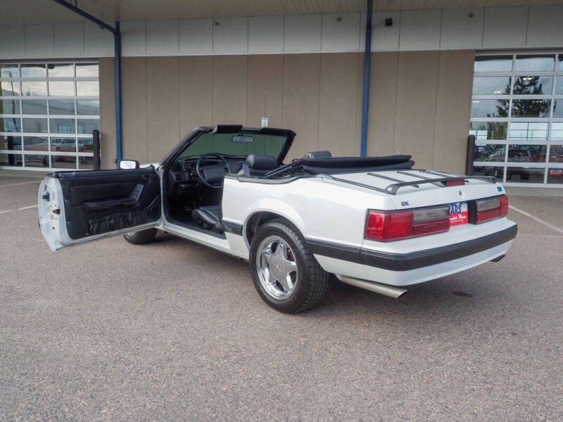 1991 Ford Mustang LX 5.0