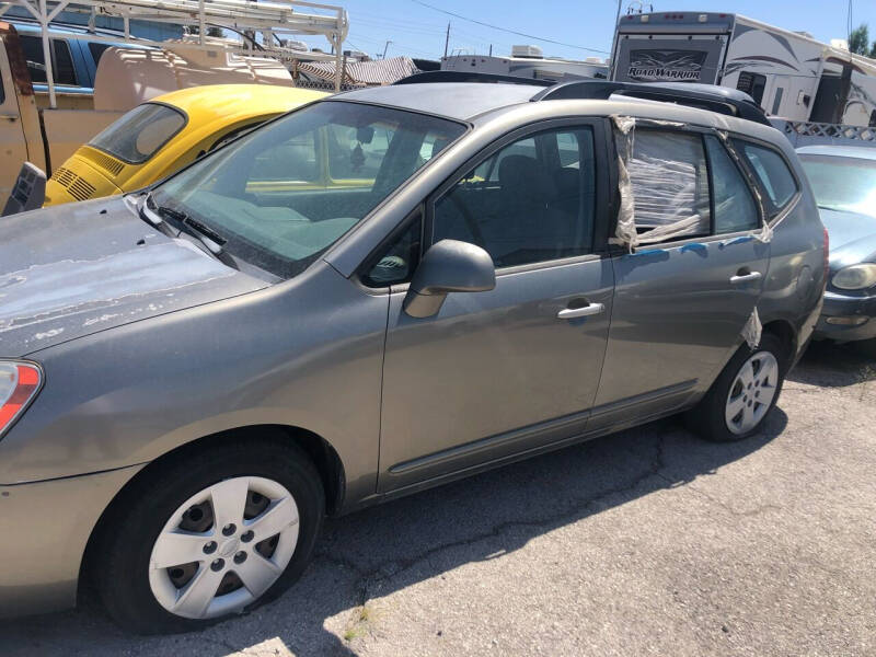 2010 Kia Rondo for sale at GEM Motorcars in Henderson NV