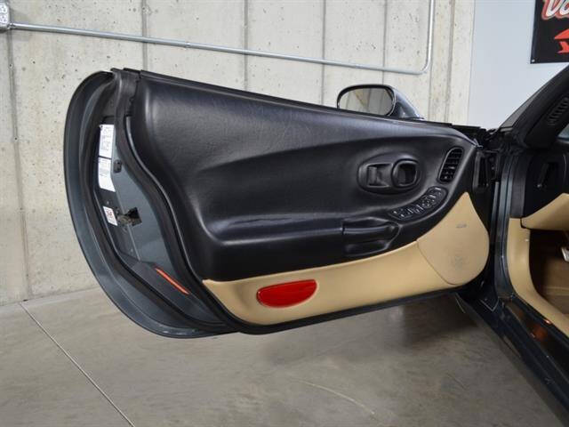 2003 Chevrolet Corvette