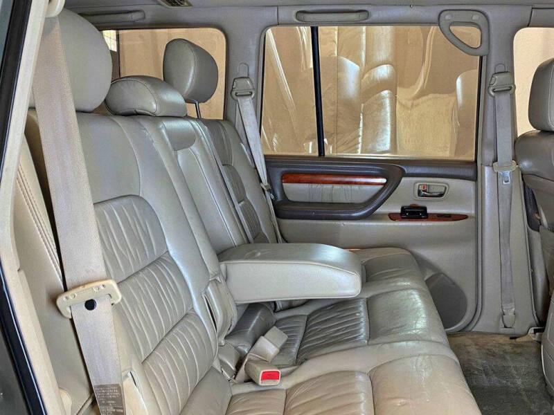 2000 Lexus LX 470